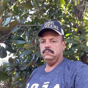 Meet your Posher, Juan manuel gonzalez